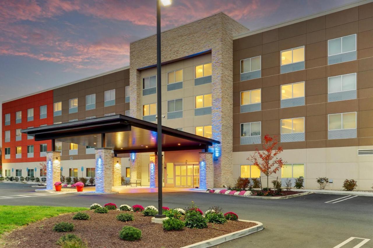 Holiday Inn Express & Suites - Middletown - Goshen By Ihg Exterior photo