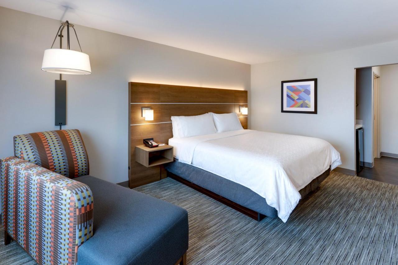 Holiday Inn Express & Suites - Middletown - Goshen By Ihg Exterior photo
