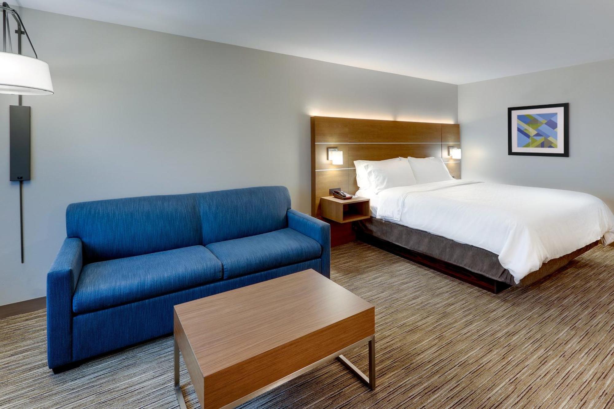 Holiday Inn Express & Suites - Middletown - Goshen By Ihg Exterior photo